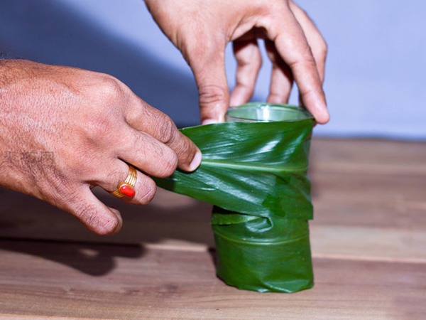 如何在小花瓶里插花 小瓶插花技巧(图3)