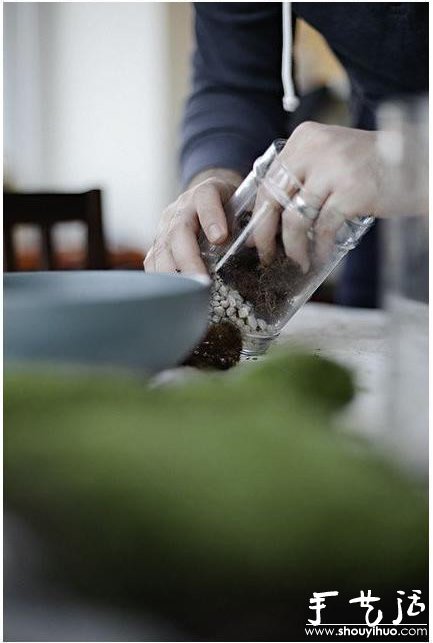 手工DIY苔藓盆景的教程(图4)