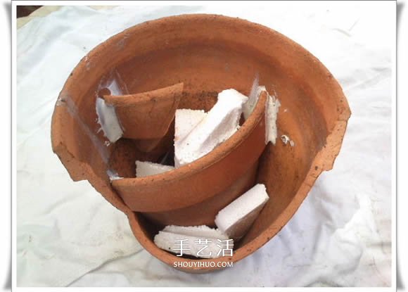 破花盆变盆景的方法 DIY破花盆盆景小制作(图19) 破花盆变盆景的方法 DIY破花盆盆景小制作(图19)