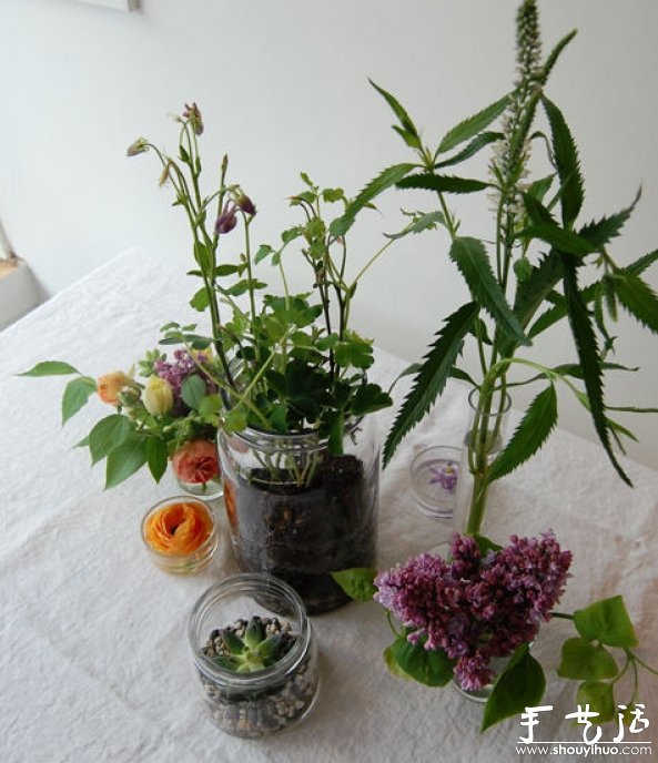 玻璃瓶作为容器的插花教程(图7)