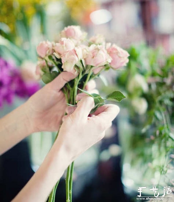 茶壶插花的教程(图3)