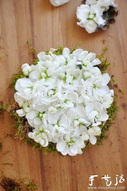 手工制作花朵挂饰 让芬芳花香洒满房间(图5)